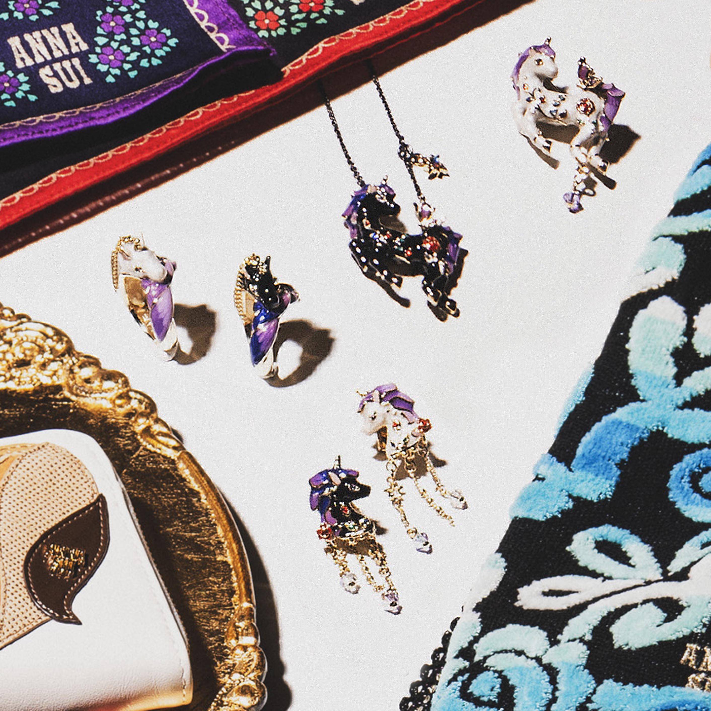 ANNA SUI ノベルティ 干支 うま 馬 ANNA SUI】毎年大好評の干支シリーズが今年も発売 | めざましmedia